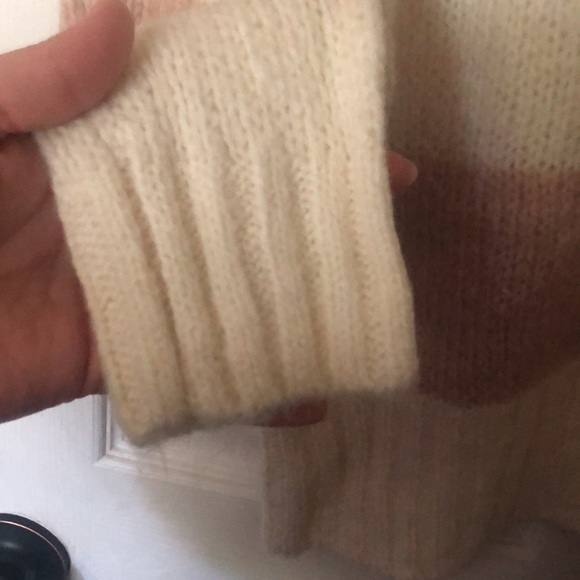 American eagle ladies medium sweater - Picture 9 of 12